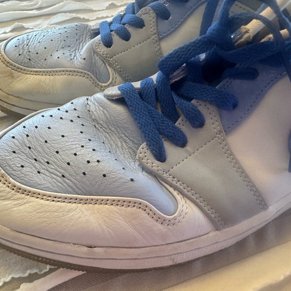 Air Jordan 1 Low SE Mighty Swooshers Nike Sneakers Men’s 11 Blue White Leather main image 4